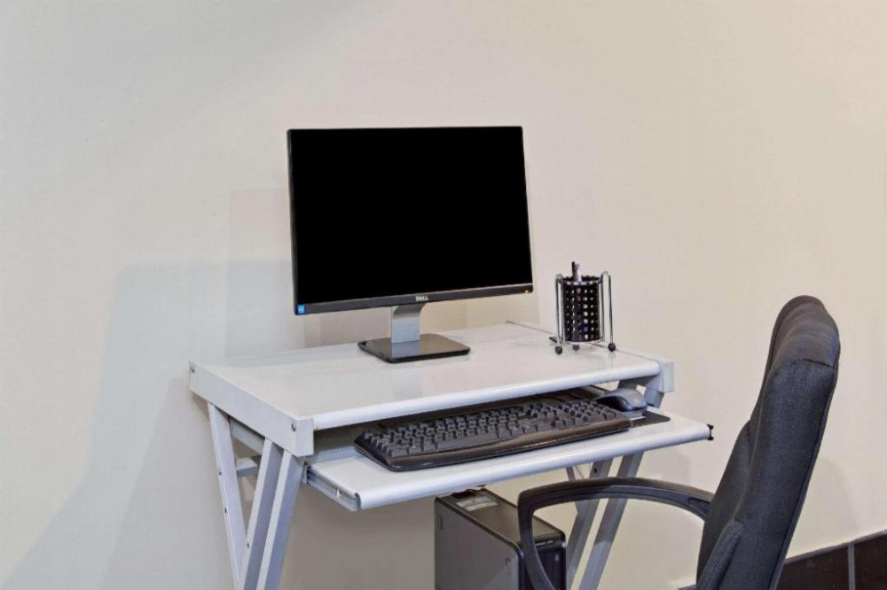 Knights Inn Pine Brook